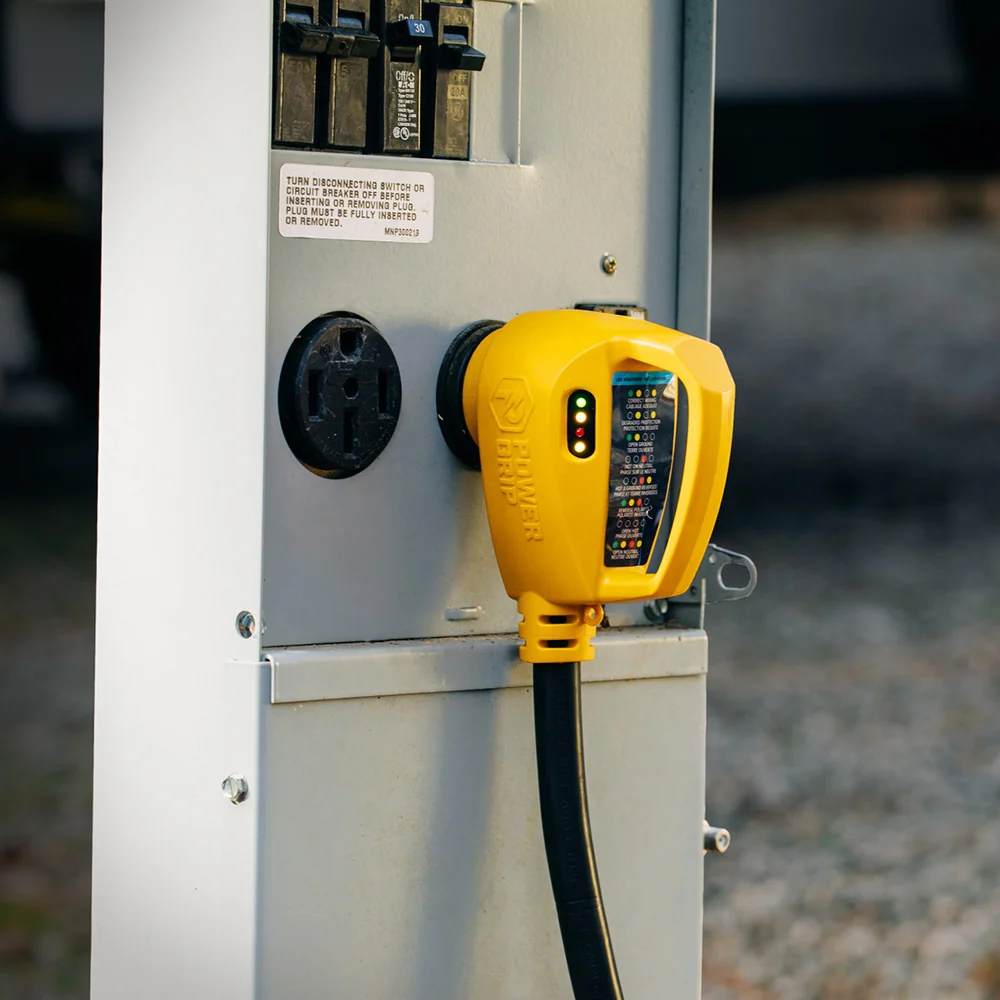 Camco Power Grip RV 12" 30Amp Circuit Analyzer Dogbone - Integrated Surge Protection [55461] - Image 4